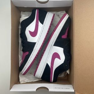 Women’s Jordan 1 Lows “Black Cactus Flower”